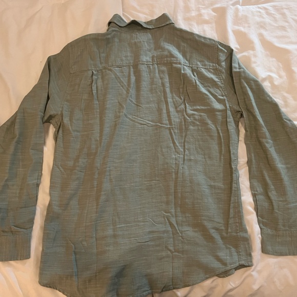 Solid Country Twill Shirt Long Sleeve Color: Hedge Green men’s Size Large NWT - Picture 2 of 4